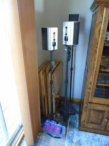 Nokamchi pedastal speakers. 3 in total. As shown. CASH ON SITE ONLY. PICKUP IS MONDAY MAY 11TH FROM 11 AM TO 4 PM. REGARDLESS WHAT THE SCHEDULE STATES.