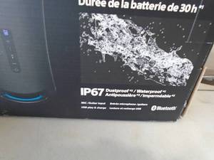 Sony ult power sound speaker. New in the box. As shown. CASH ON SITE ONLY. PICKUP IS MONDAY MAY 11TH FROM 11 AM TO 4 PM. REGARDLESS WHAT THE SCHEDULE STATES.
