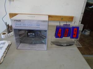Type s 360 degree dash cam. New in the package. As shown. CASH ON SITE ONLY. PICKUP IS MONDAY MAY 11TH FROM 11 AM TO 4 PM. REGARDLESS WHAT THE SCHEDULE STATES.