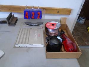Flat of misc with Kenwood light with lava light. As shown.CASH ON SITE ONLY. PICKUP IS MONDAY MAY 11TH FROM 11 AM TO 4 PM. REGARDLESS WHAT THE SCHEDULE STATES.