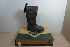 Muck Boots Mens Chore Classic Tall Boots - Size 7