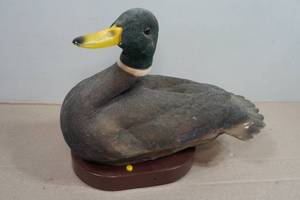 Decoy Roy Singing and Dancing Duck