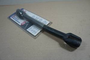 West Marine Mooring Line Shock Compressor