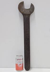 LARGE Antique Williams Pipe Wrench