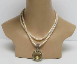 Beautiful Sterling Silver, Freshwater Pearl &amp Quartz Gemstone Necklace&nbsp