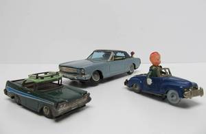 3 Vintage Tin Toy Cars&nbsp
