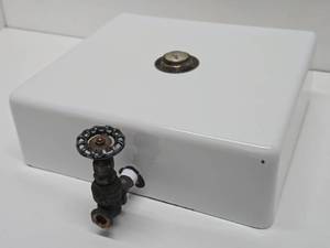 Great Condition Original Industrial 1920s Enamel Soap Dispenser wWorking Gauge&nbsp
