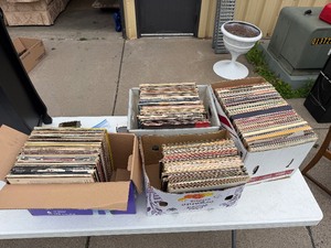 Large UNSEARCHED Estate Lot of Vintage Vinyl Records #1
