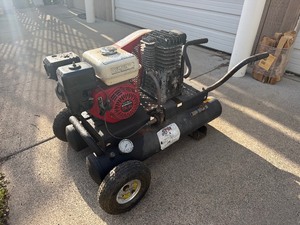 Working Heavy Duty NORTH STAR Air Compressor wHonda Motor