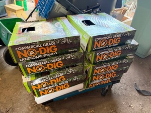 10 Brand New Cases of Commercial Grade NO-DIG Landscape Edging