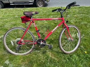 Nice condition TREK Antelope 820 Mens Bicycle