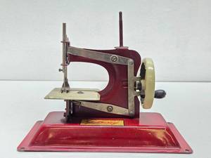 Wonderful Collection of Vintage &amp Antique Toy Sewing Machines #13