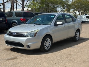 2010 FORD FOCUS SES 2 Owner  No Accidents Reported  119k Miles (NO RESERVE)