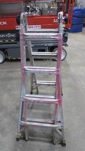 Gorilla Ladders Extendable Step Ladder