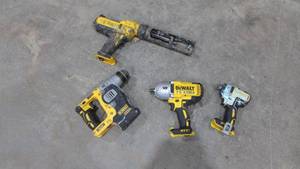 Lot of Dewalt Tools