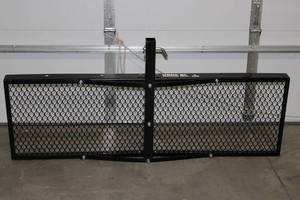 U-Haul 500 LBS Capacity Diamond-Mesh Gate Barrier for Hitches