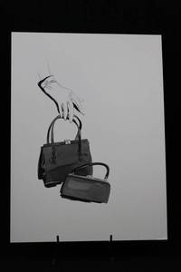 Hand Gripping Handbags, 15 x 20 Inches