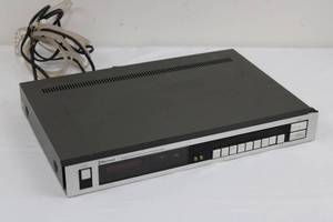 Sherwood TD-2010 CP AMFM Digital Synthesizer Tuner