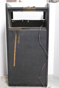 Gibson Guitar Amp Cabinet - Empty, No Speaker, Front Gibson Logo