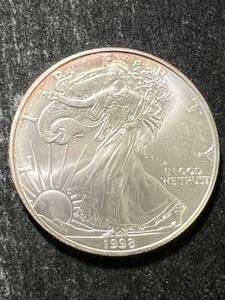 1998 AMERICAN SILVER EAGLE 1 TROY OZ .999 FINE SILVER