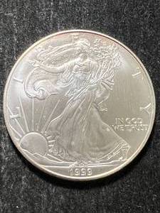 1999 AMERICAN SILVER EAGLE 1 TROY OZ .999 FINE SILVER