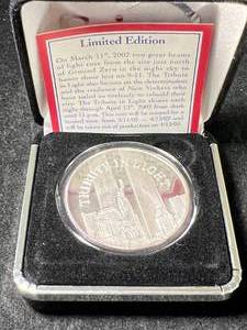 1 TROY OZ .999 FINE SILVER TRIBUTE IN LIGHT 911 ROUND IN BOX