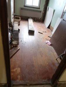 ANTIQUE HARDWOOD MAPLE FLOORING & TRIM  ROOM 305