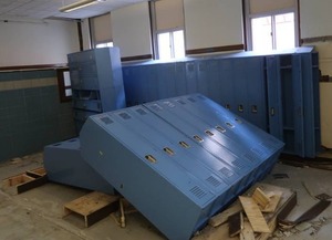LG LOT BLUE LOCKERS