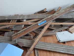 MOP BOARD LARGE LOT PLUS WINDOW TRIM   R 323