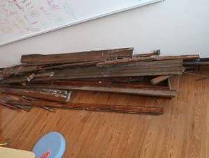 TRIM AND WASHBOARD ANTIQUE    R325