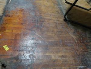 ANTIQUE HARDWOOD MAPLE FLOORING (BACK ROOM)
