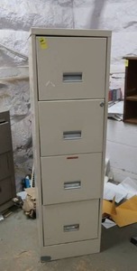 4 DRAWER METAL FILE CABINET