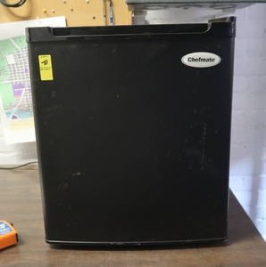 SM REFRIGERATOR