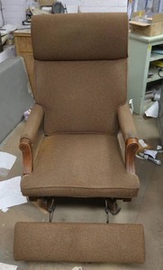 VINTAGE LA-Z-BOY RECLINING OFFICE CHAIR