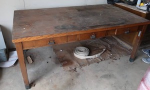 SOLID  ANTIQUE LIBRARY TABLE 6 DRAWERS