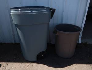GARBACE CANS