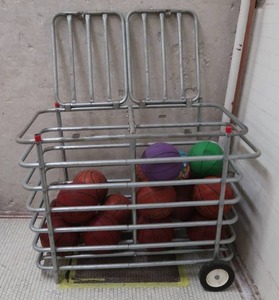 LOCKABLE BASKETBALL CART AND BALLS