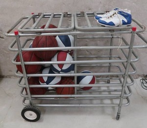 LOCKABLE BASKET BALL CART WITH BALLS