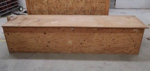LONG WOOD LIDDED BENCH