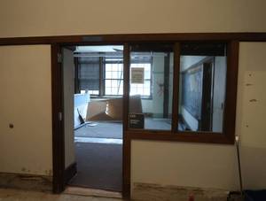 150 ANTIQUE HALLWAY TRIM R220