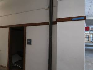 APPROX150 OF ANTIQUE TRIM BOARD IN HALLWAY BY R209