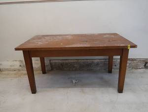 ANTIQUE WOOD TABLE HALL204