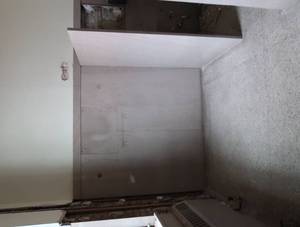 MARBLE WALLS  (CLOSE TO SUPERS OFFICE)