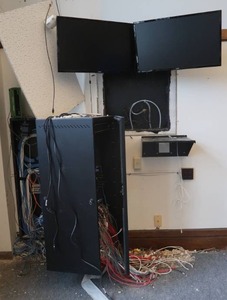 MEDIA CABINET PLUS R229