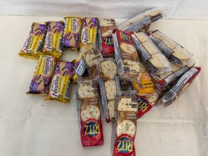 24 Variety Fig Newtons & Ritz Cracker Snacks
