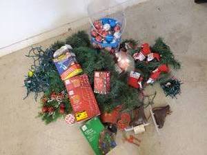 Large Lot of Christmas Dcor and Lights with Tub