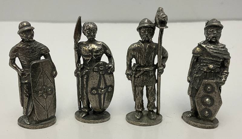 Miniature Figurines Set - Soldiers Vintage - Kinder Surprise 1 12