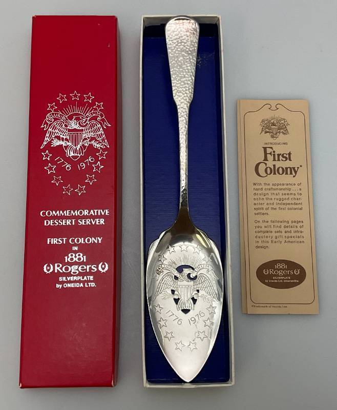 Vintage Rogers Co. Silverplate US Independence Day Commemorative Dessert Server (New Old Stock) In Original Box