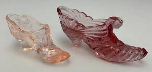 Vintage Collectible FENTON Glass Shoes 6