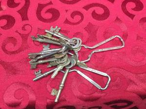 Vintage Variety - SkeletonChurch Keys  HAMMSSCHMIDT City Club Openers